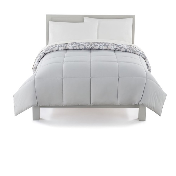 Bedding The Big One Down Alternative Reversible Comforter Poshmark